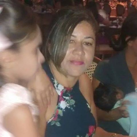 Elisangela Alves Soares